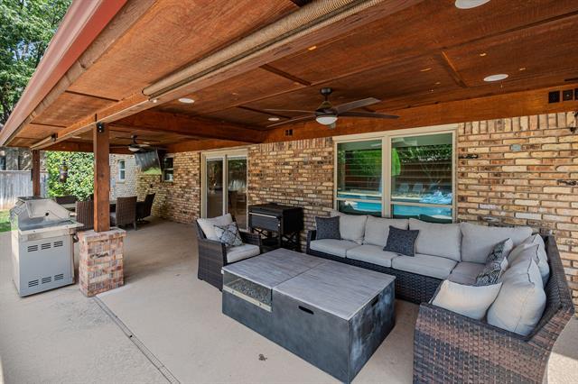 Building Photo - 3621 Welwyn Way Dr