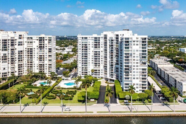 Building Photo - 1701 S Flagler Dr