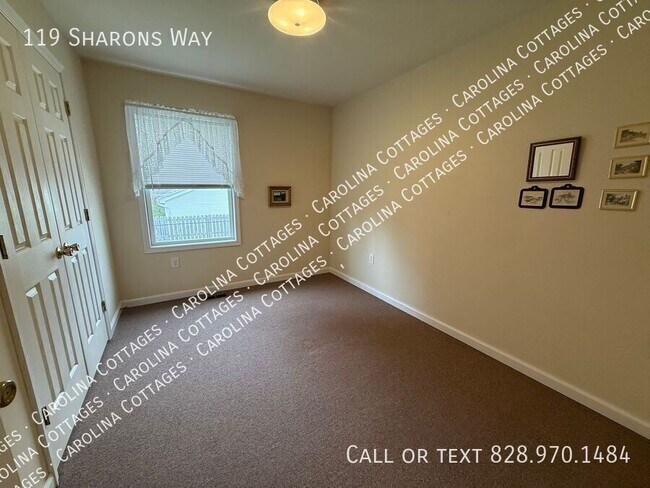 Building Photo - 119 Sharons Way