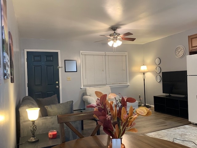 Building Photo - 28 Cedarwood Ln