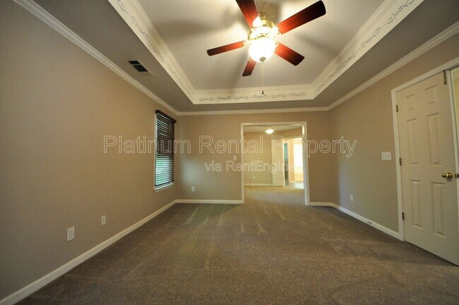 Building Photo - 7115 Red Fox Ln