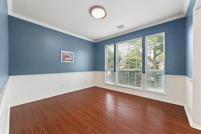 Building Photo - 3319 Harbrook Dr