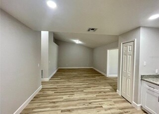Building Photo - 722 Lucaya Dr