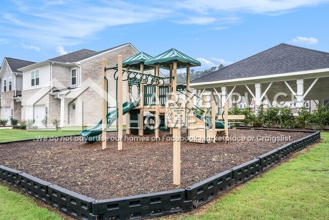 Building Photo - 400 Payne Dr