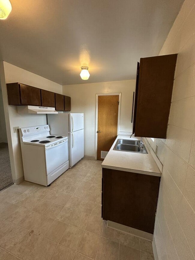 Building Photo - 1 bedroom in Billings MT 59102