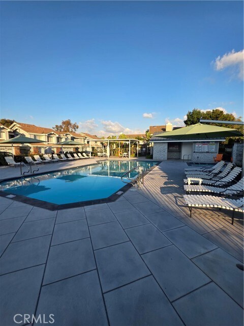 Building Photo - 2211 Carob Way