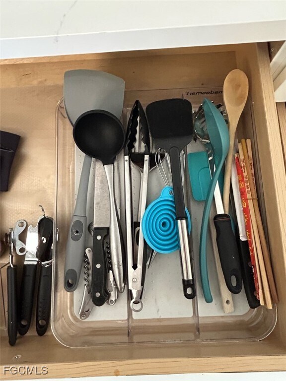 Building Photo - 915 Don Juan Ct