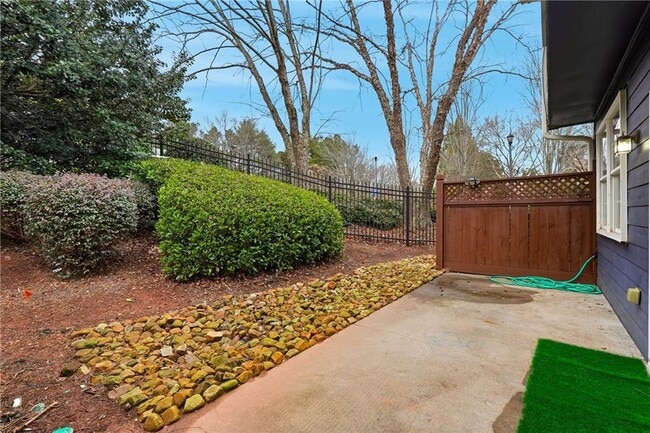 Building Photo - 2700 Ridge Run Tr