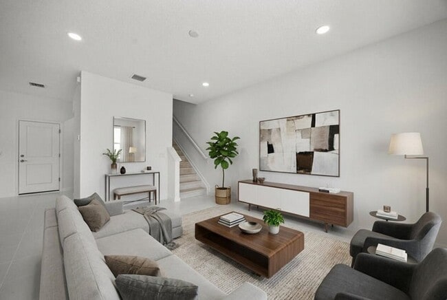 Building Photo - 4520 Longwood Lk Sq