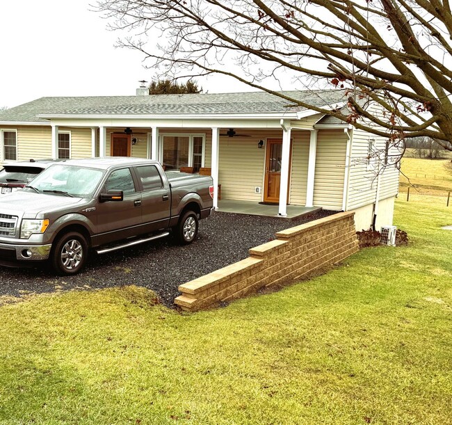 Building Photo - Single Family Home in Linville