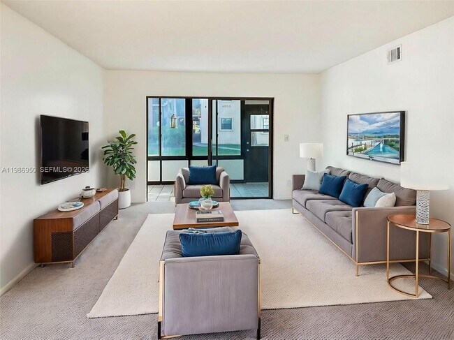 Building Photo - 6090 N Sabal Palm Blvd