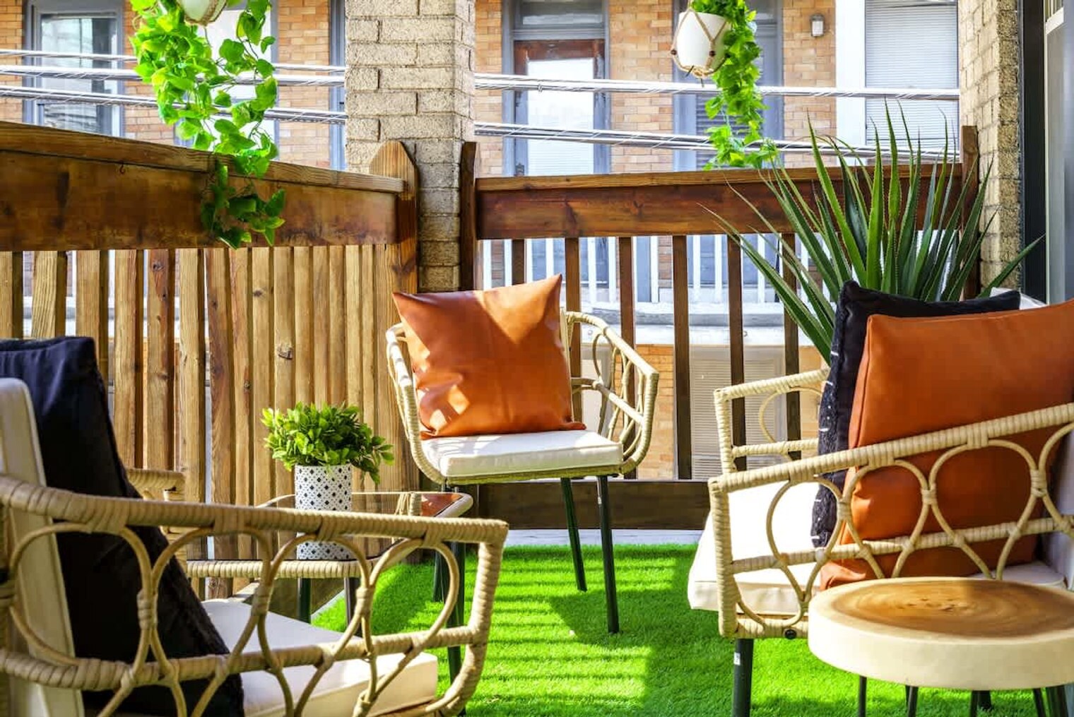 Building Photo - 29 Lundy St