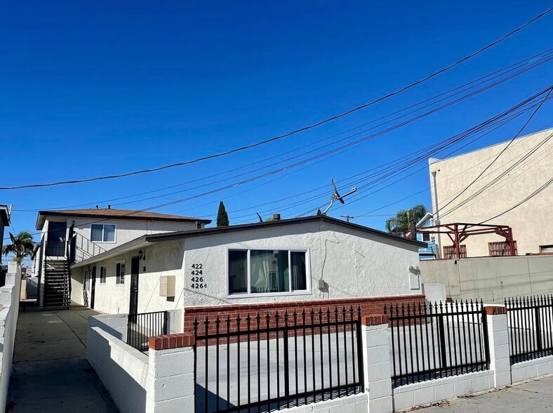 Primary Photo - 426 W 20th St