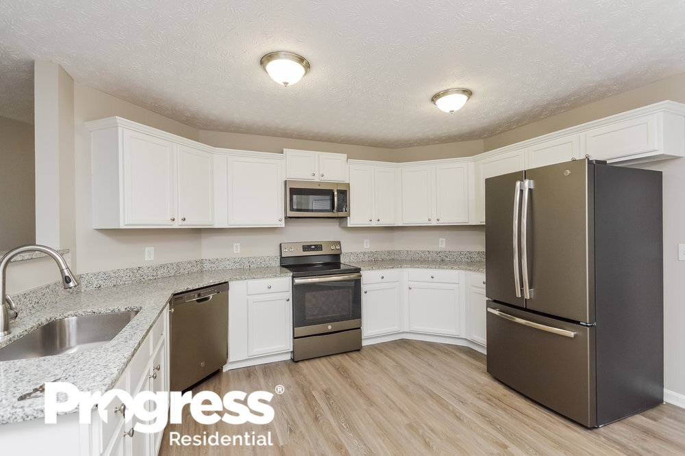 Building Photo - 2540 Tolliver Dr