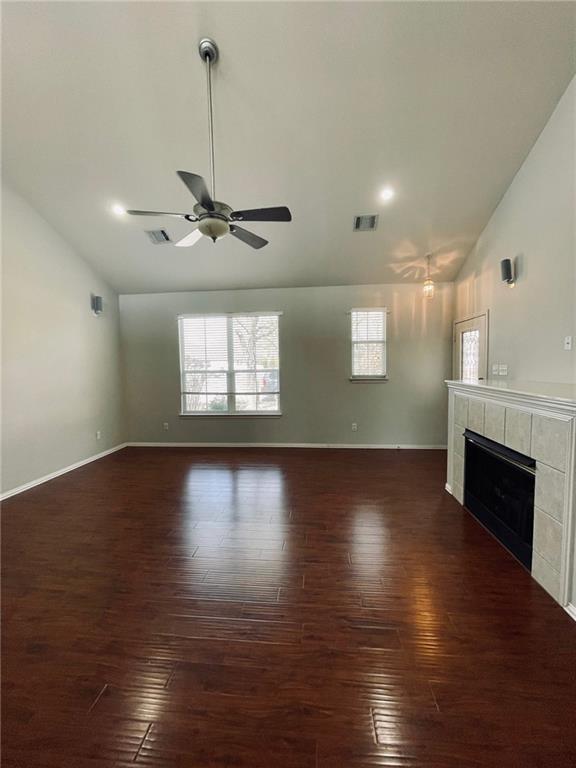 Building Photo - 161 Strawn