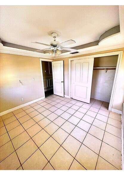 Building Photo - 1505 SE 36th St