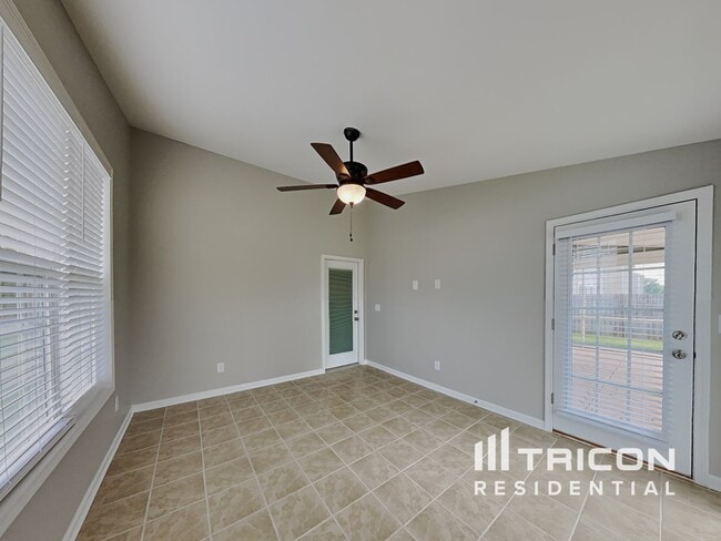 Building Photo - 7337 Ethans Way