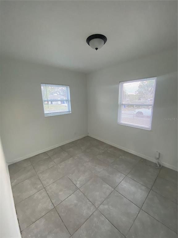 Building Photo - 7020 Baywood Dr