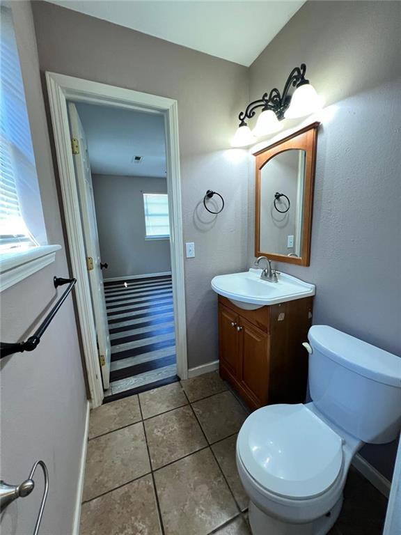 Building Photo - 1502 White Rd