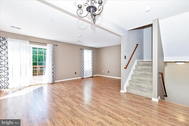 Building Photo - 5621 Queen Anne Ct