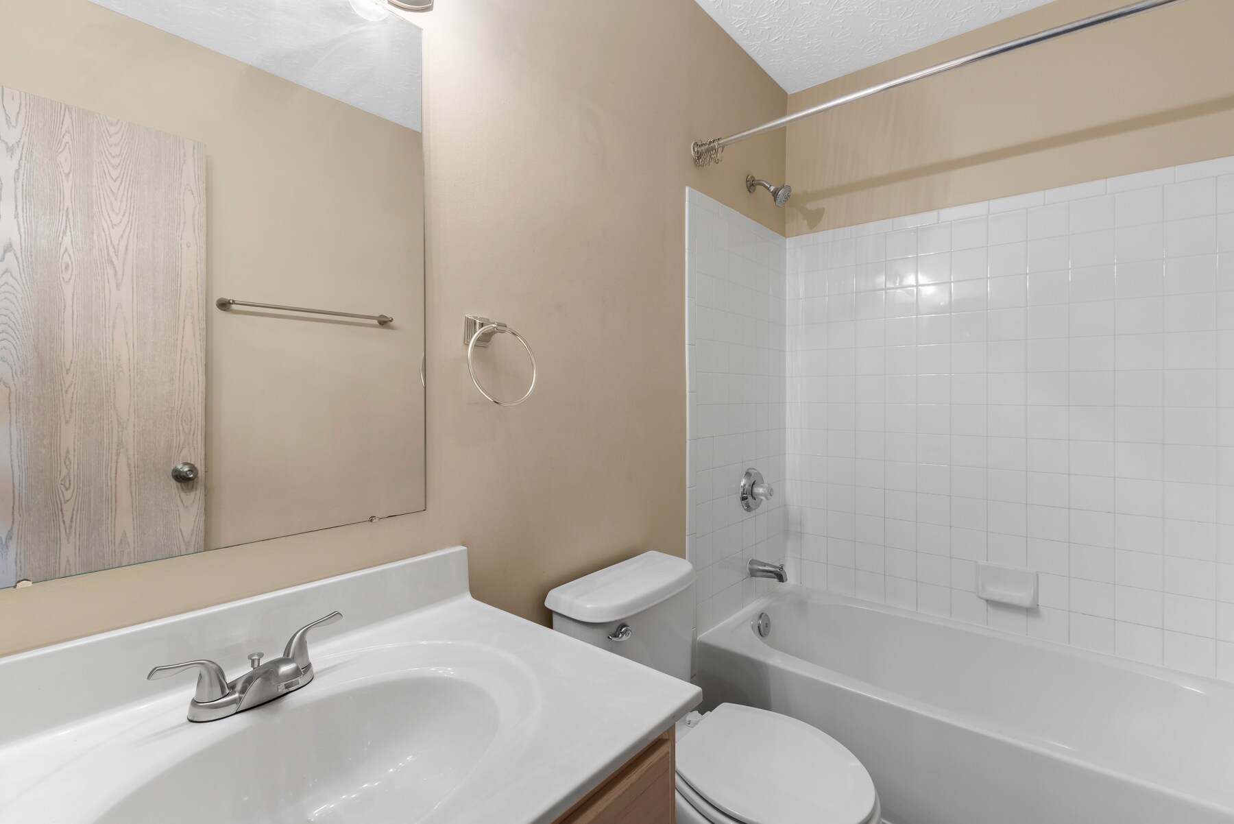 Building Photo - 8521 Old Ivory Way