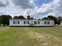 Building Photo - 211 Von St