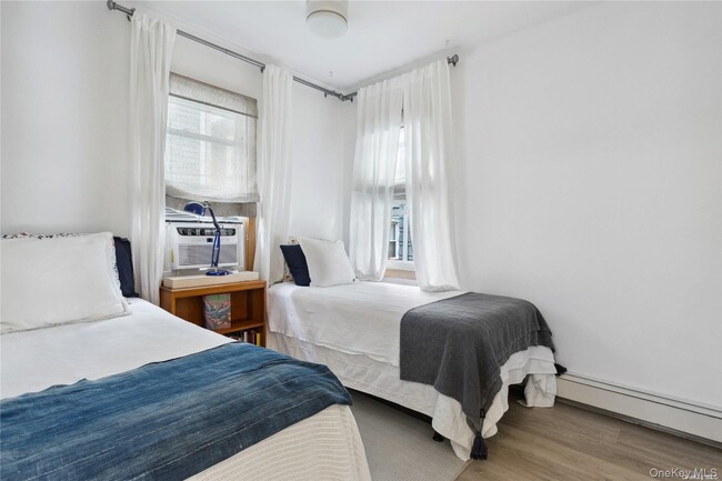 Building Photo - 26 Illinois Ave