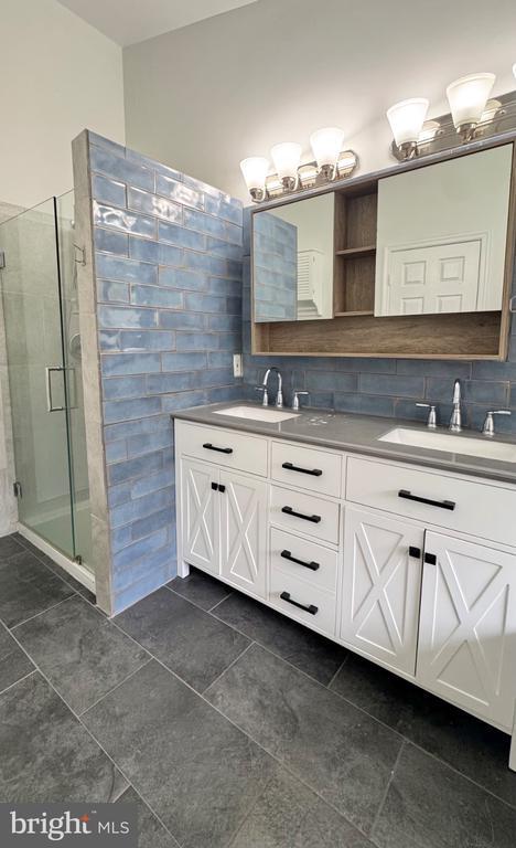 Building Photo - 6622 Frost Lake Ln