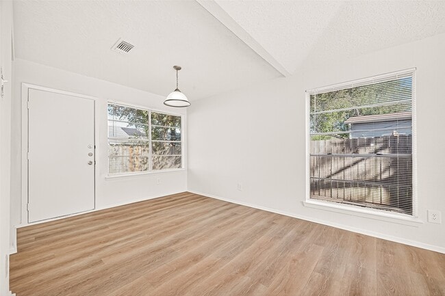 Building Photo - 7107 Gettysburg Dr