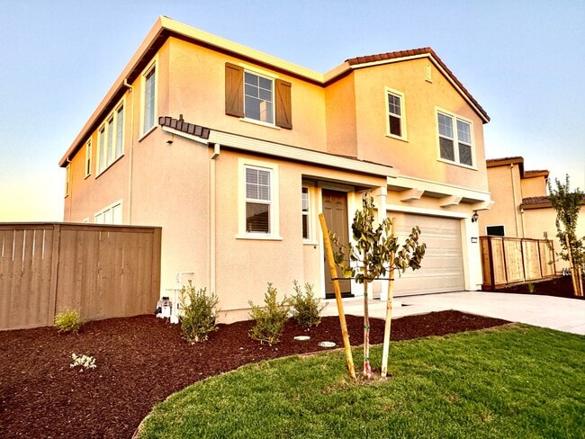 Building Photo - 243 Dock Cir