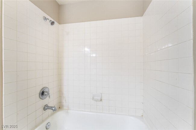 Building Photo - 5250 S Rainbow Blvd