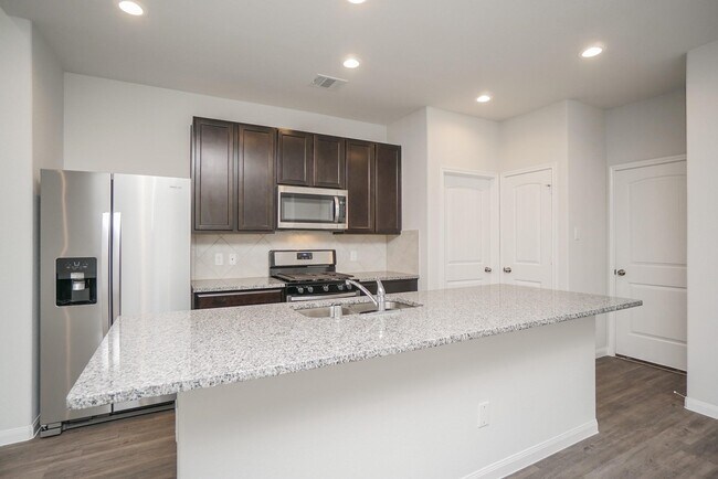 Building Photo - 17246 Quiet Song Ct