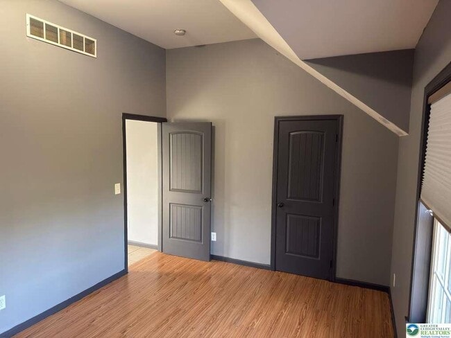 Building Photo - 226 Sonny Dr