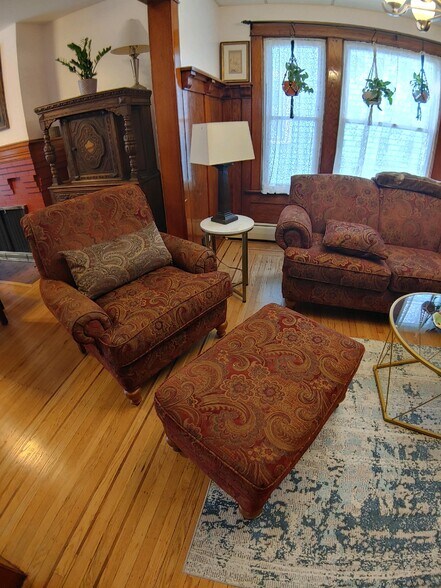 Living Room - 735 Amherst St