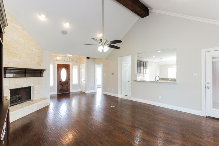 Building Photo - 6618 Coral Ln
