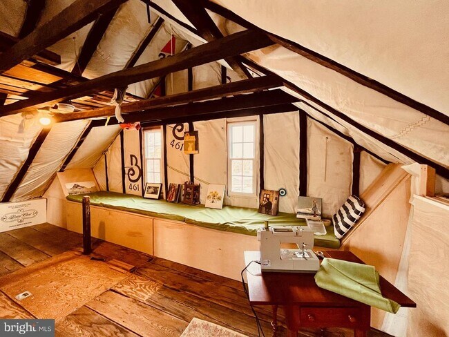 Building Photo - 30 Cornhill St