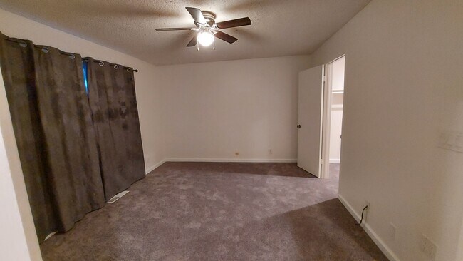 Building Photo - 1540 Ivycreek Cir