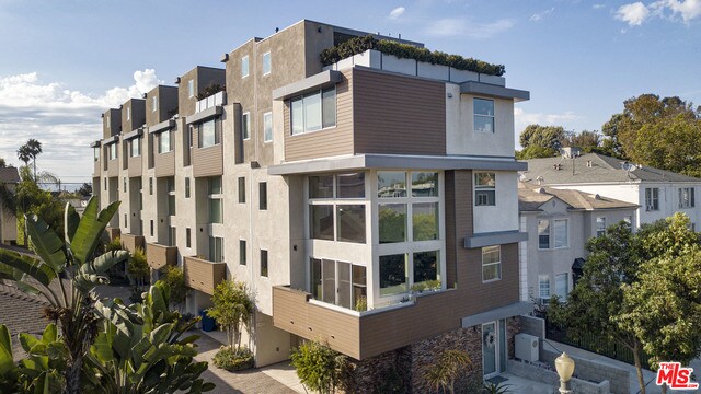 Building Photo - 5407 W Wilshire Vista Ln