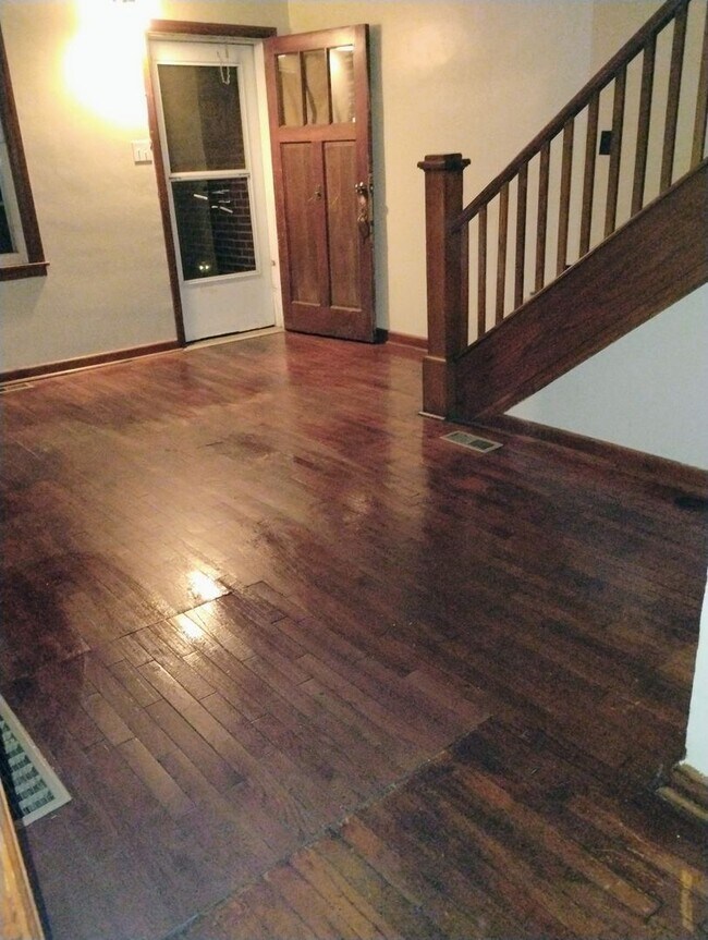 Building Photo - 9128 - 148/150 COTTAGE STREET