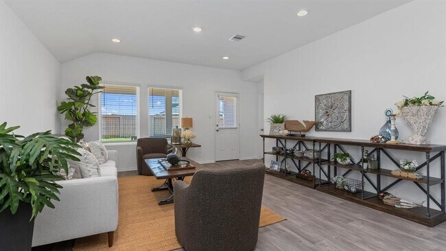 Building Photo - 2235 Laurel Bloom Ln