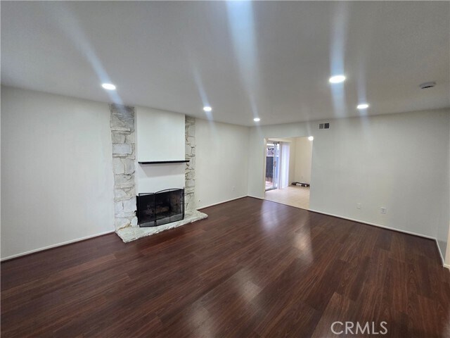 Building Photo - 16572 Delton Cir