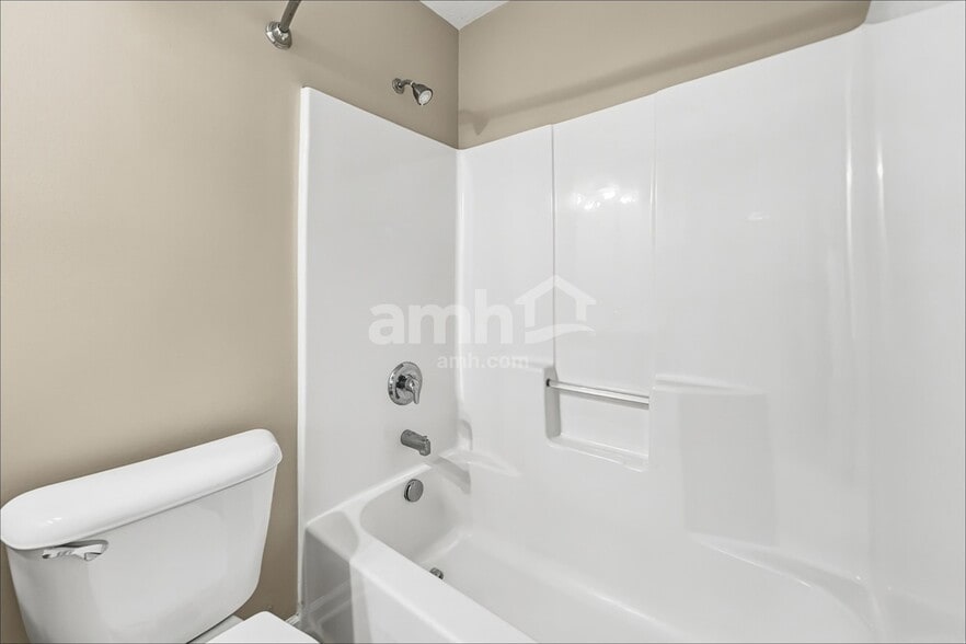 Building Photo - 8412 Celestial Cir