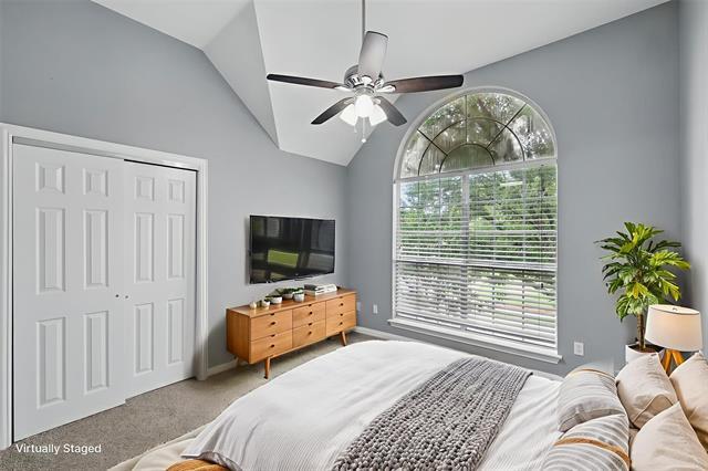 Building Photo - 4204 Crescent Dr