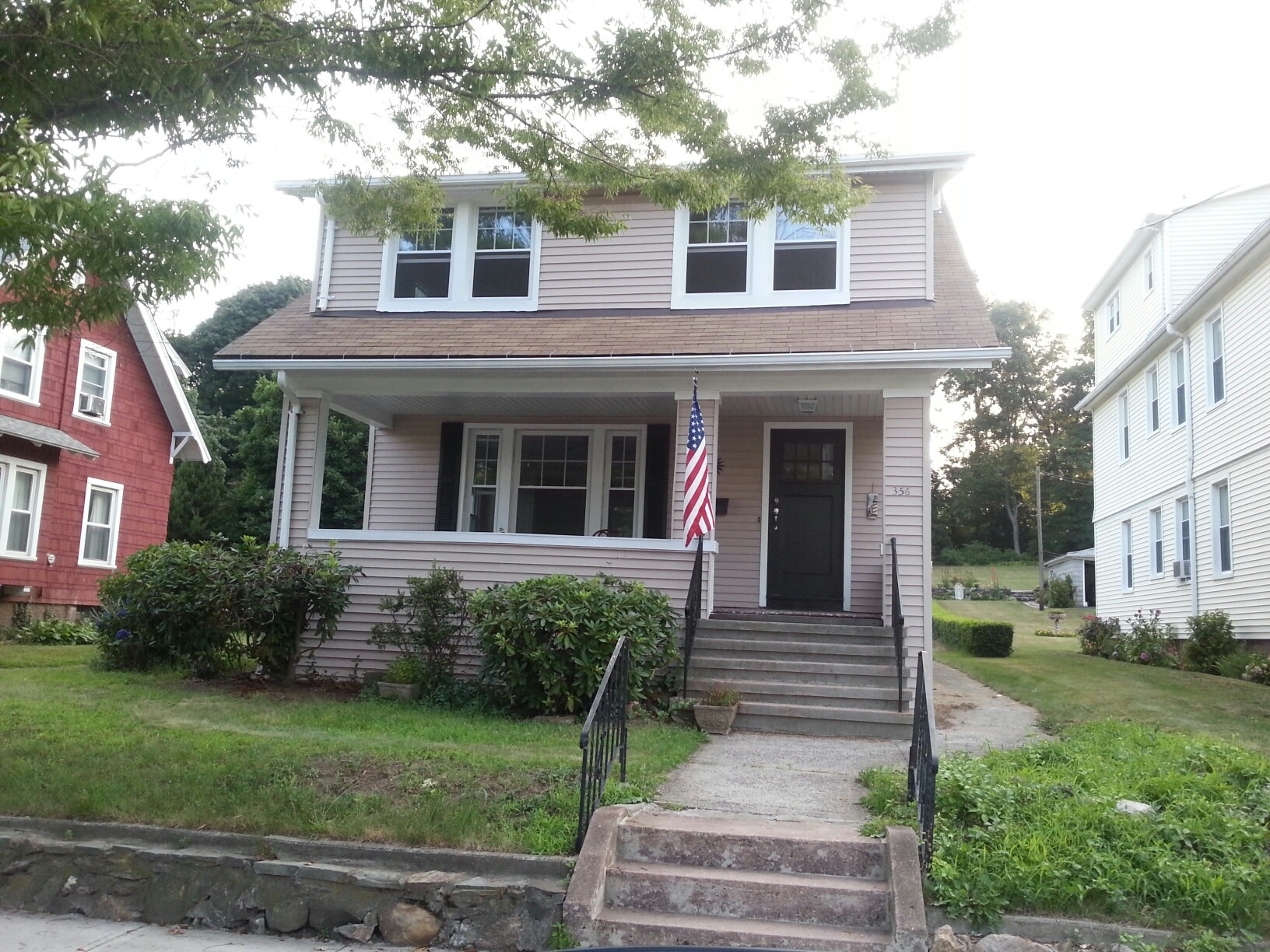 Building Photo - 356 Townsend Ave