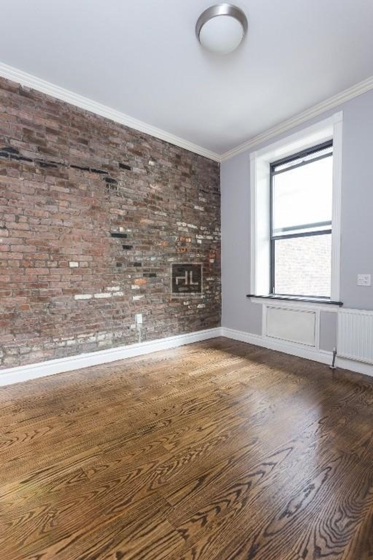 Building Photo - E 1ST ST.