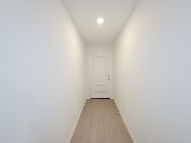 Building Photo - This lovely single-level home showcases a spacious open floorplan shared between the kitchen, din...