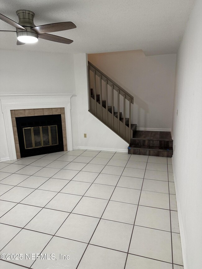 Building Photo - 791 Assisi Ln