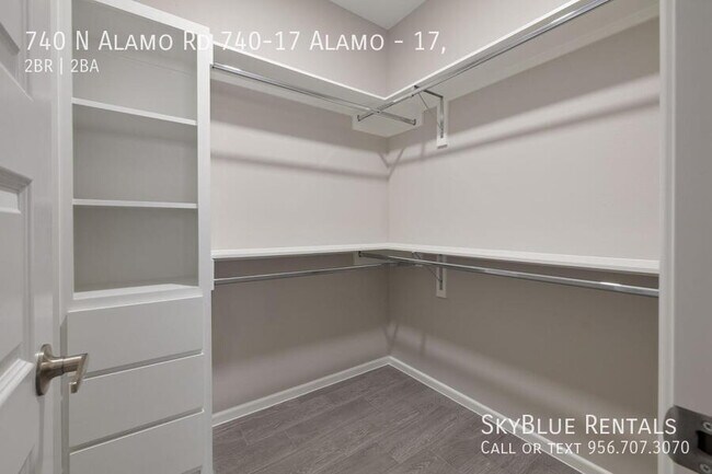 Building Photo - 740 N Alamo Rd