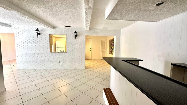 Building Photo - 22660 SW 64th Way