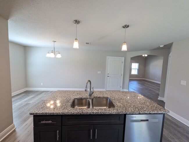 Building Photo - 7202 Lost Treasure Ct
